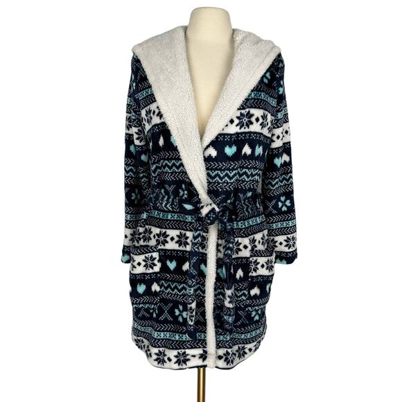 SECRET TRESURES | Blue Fair Isle Print Fleece Holiday Hooded Robe | Junior 4-6 - Picture 1 of 8